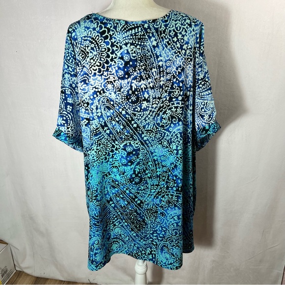 “Maggie Barnes” Short Sleeve Blouse - Picture 5 of 13